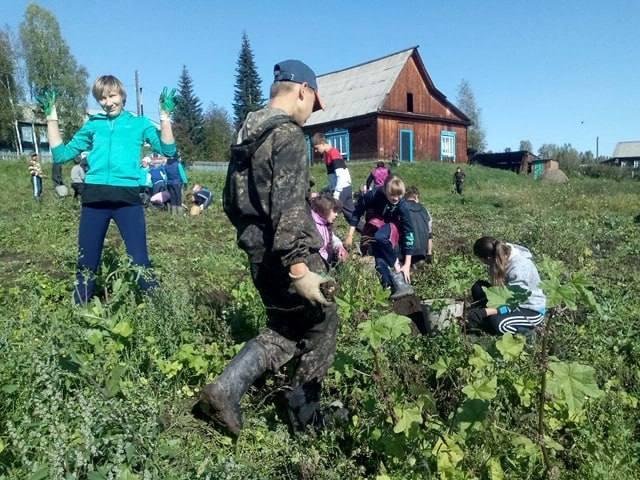 Более 11 тыс. иркутских подростков были временно трудоустроены с начала года