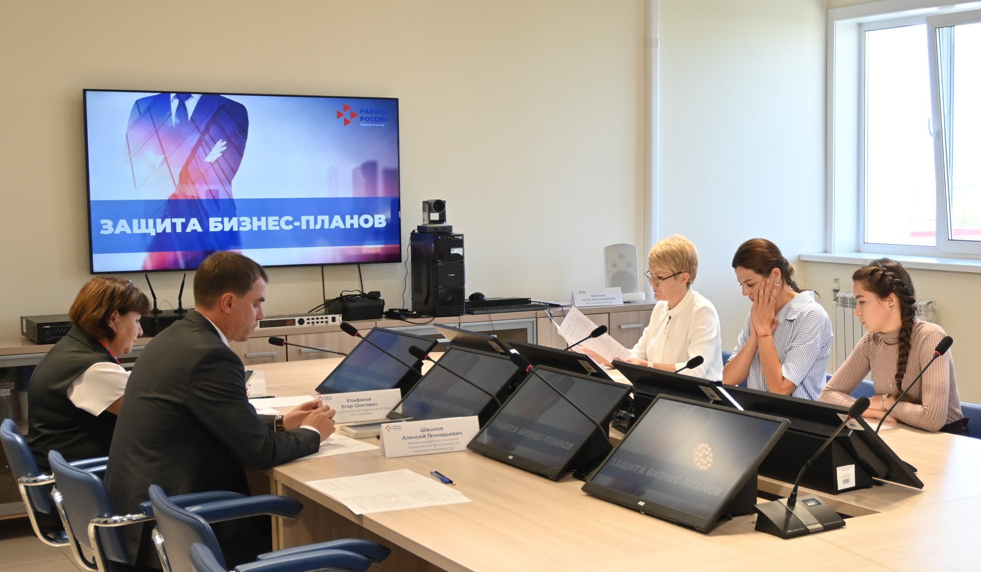 На Ямале трудоустройством людей с инвалидностью занялась инклюзивная студия «Облако»