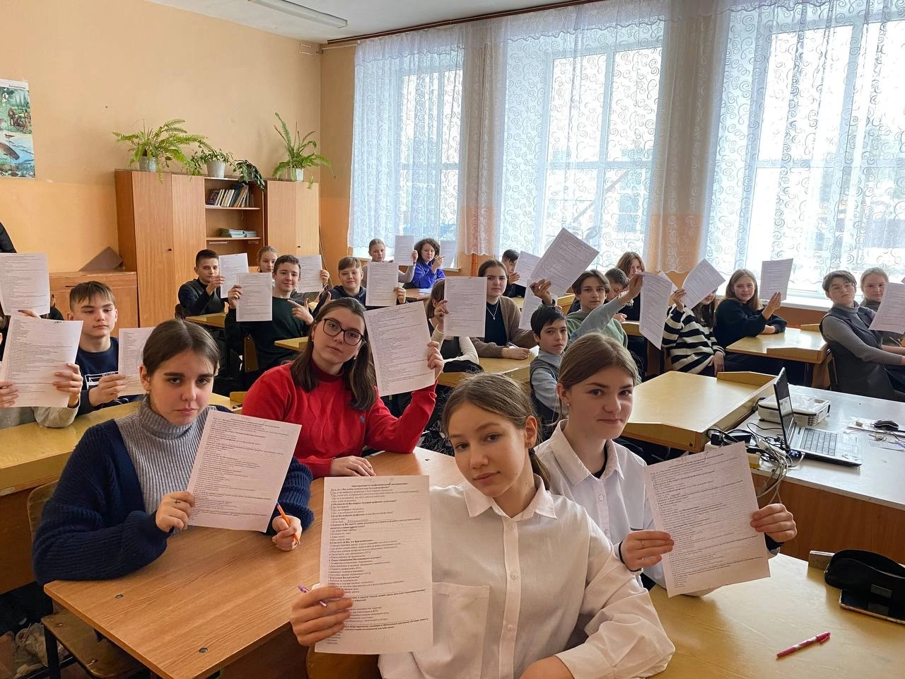 В Орловской области гимназисты выбирали профессию, а студенты знакомились с местным производством