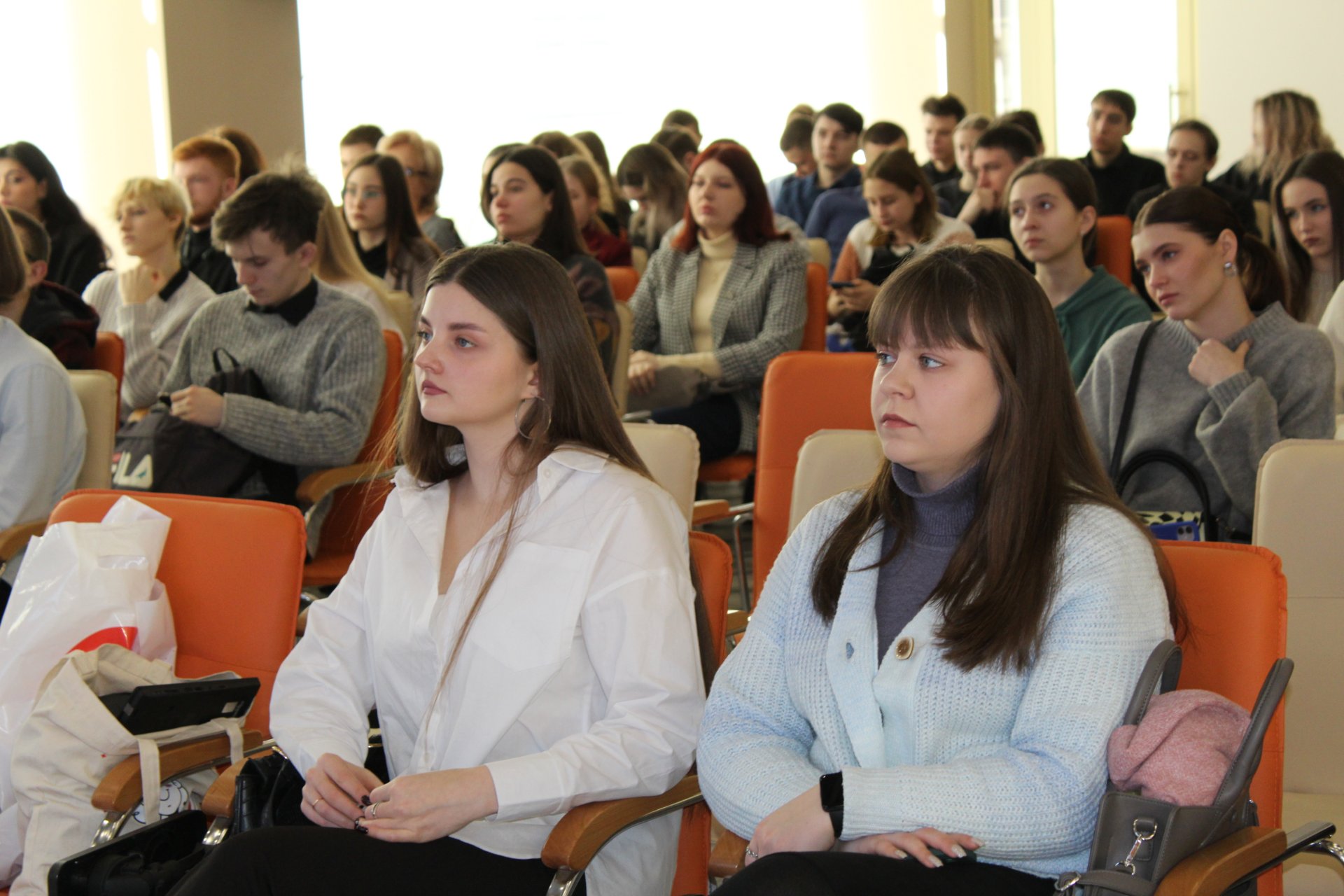Более 100 студентов Липецкой области узнали, как эффективно использовать сайт для поиска работы
