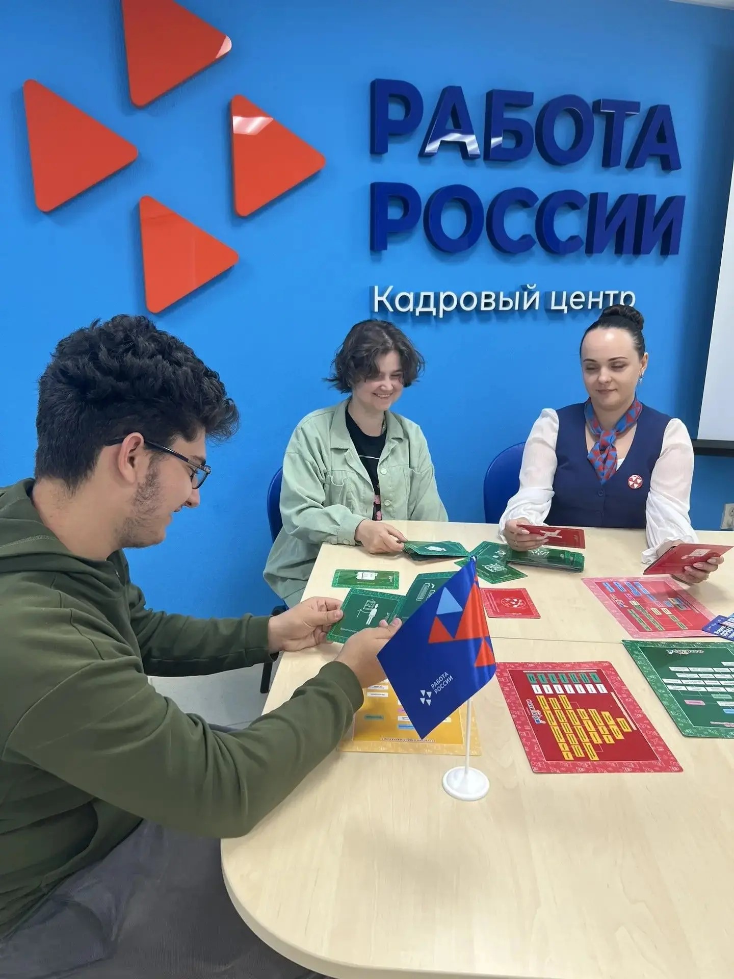 Более 120 выпускников вузов и ссузов нашли работу при поддержке Кадрового центра Кубани