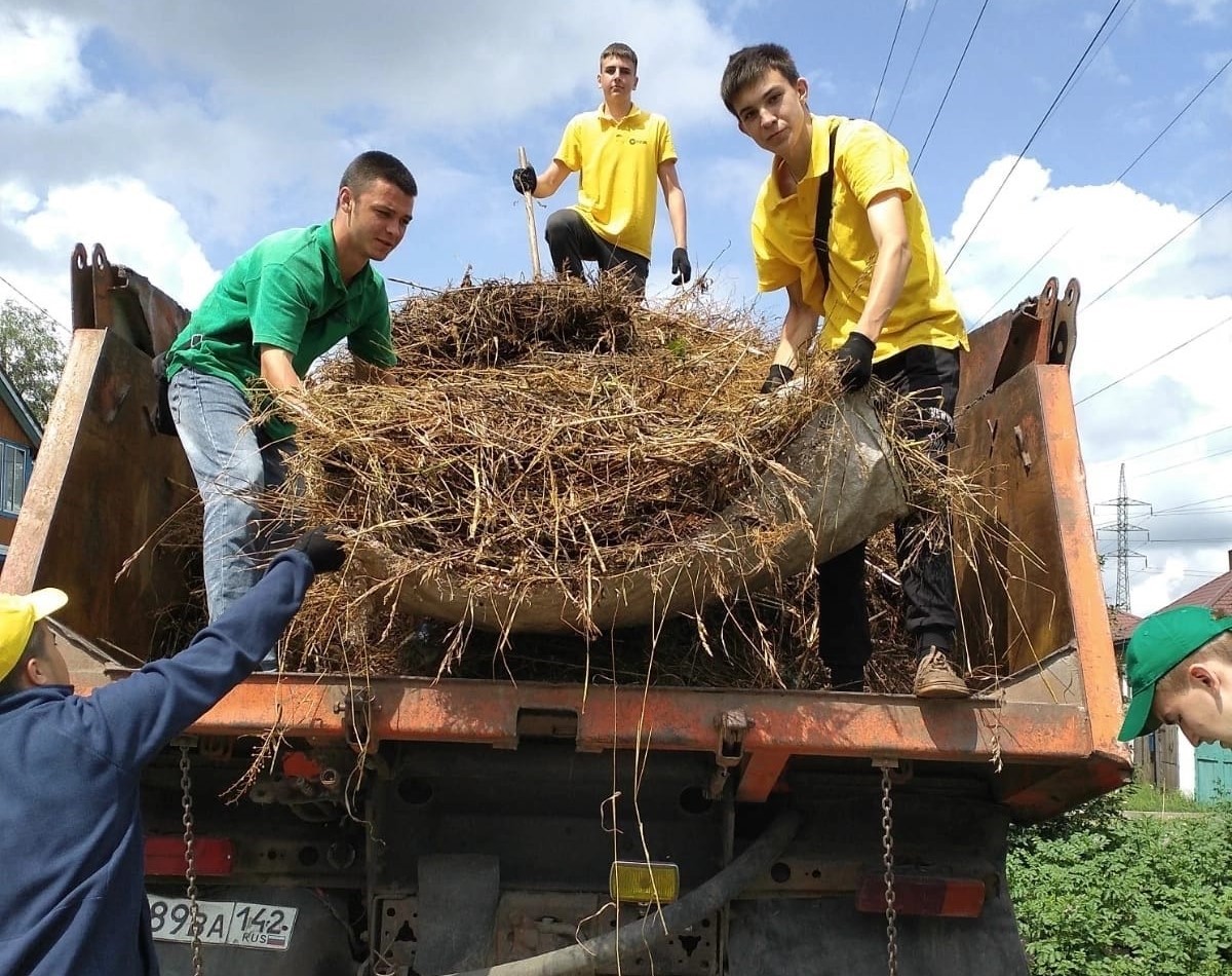 18,7 тыс. кузбасских подростков работали на летних каникулах