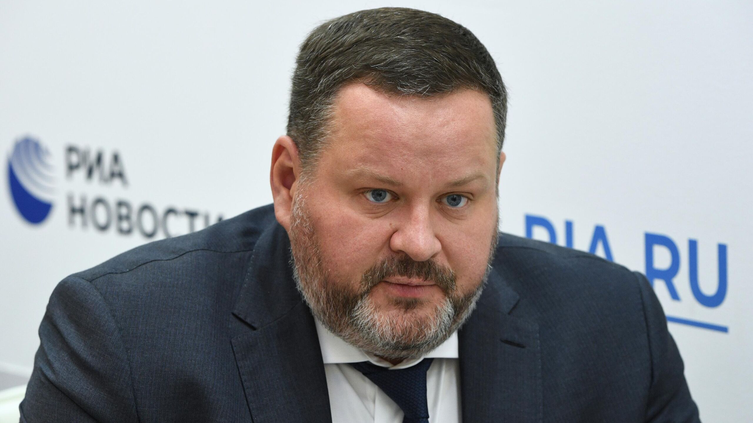 Глава Минтруда предположил, что рост продолжительности рабочей недели связан с дефицитом кадров