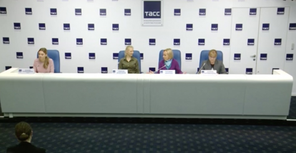 В Санкт-Петербурге представили обучающие программы центра занятости населения