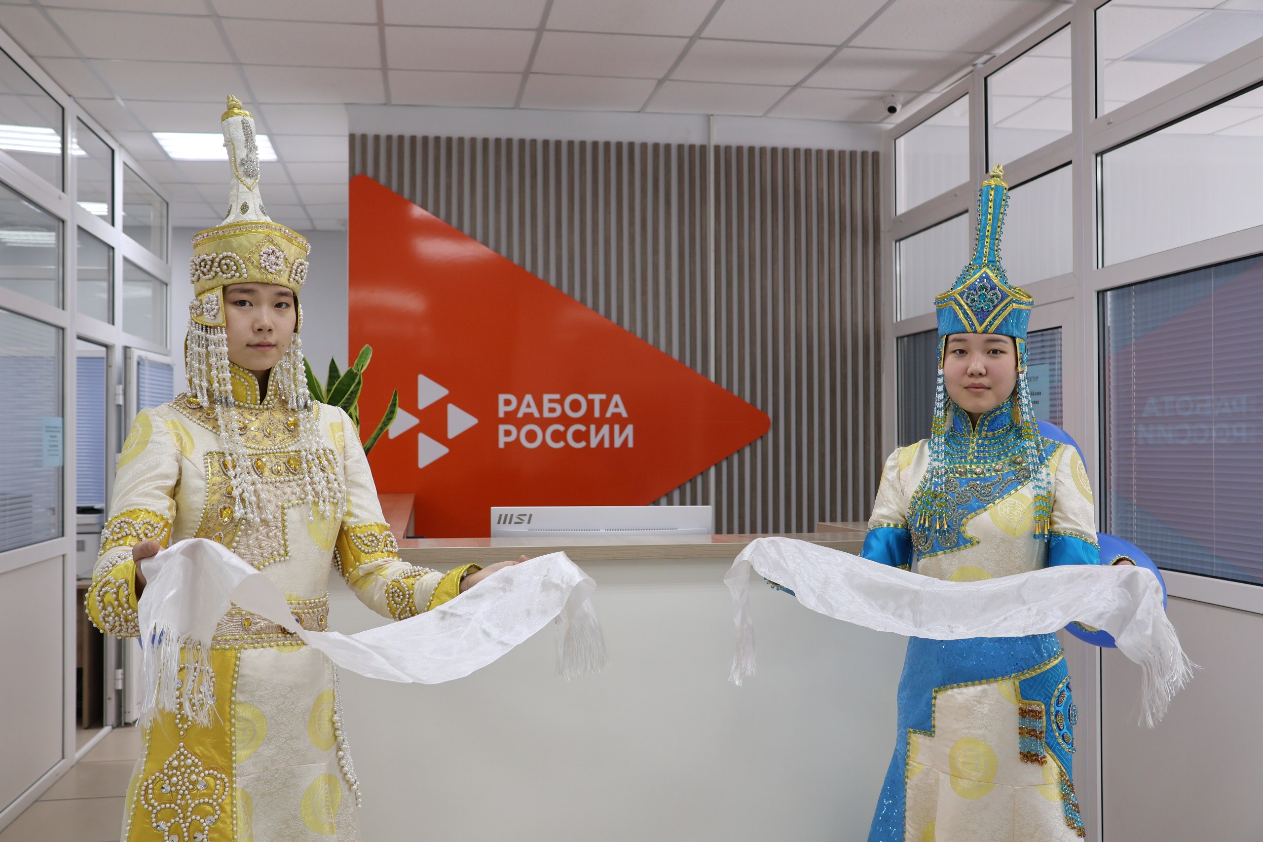 В селе Бай-Хаак Республики Тывы начал работать модернизированный кадровый центр