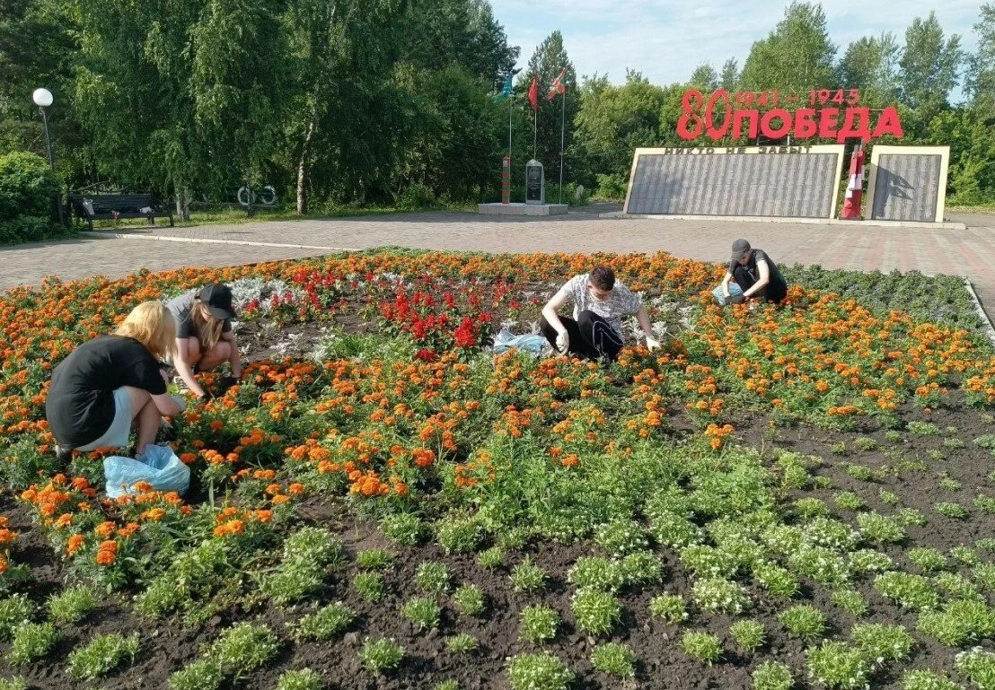 Более 15 тыс. подростков трудоустроились в этом году при содействии Кадрового центра Кузбасса