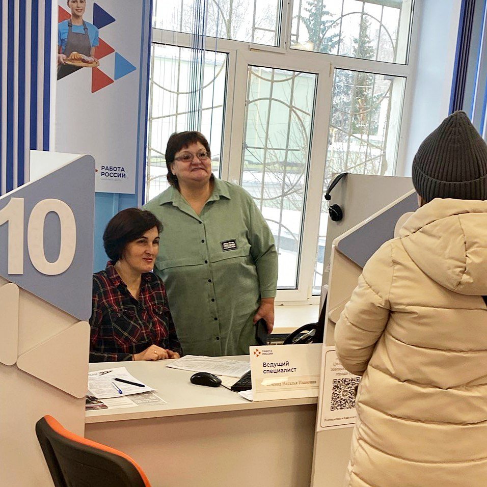 Центры занятости Орловской области трудоустроили в этом году более 3,3 тыс. человек