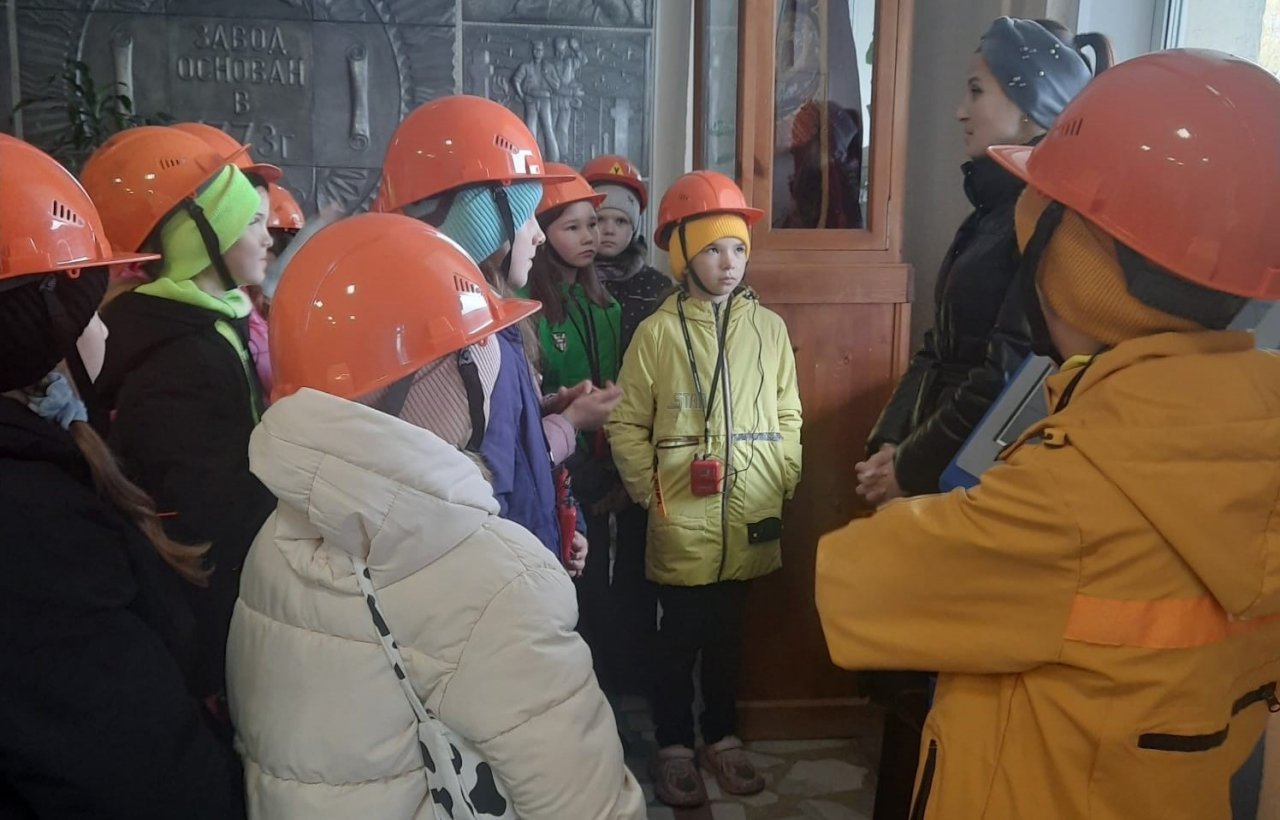 Около 5 тыс. школьников и студентов Кировской области побывали в гостях у работодателей