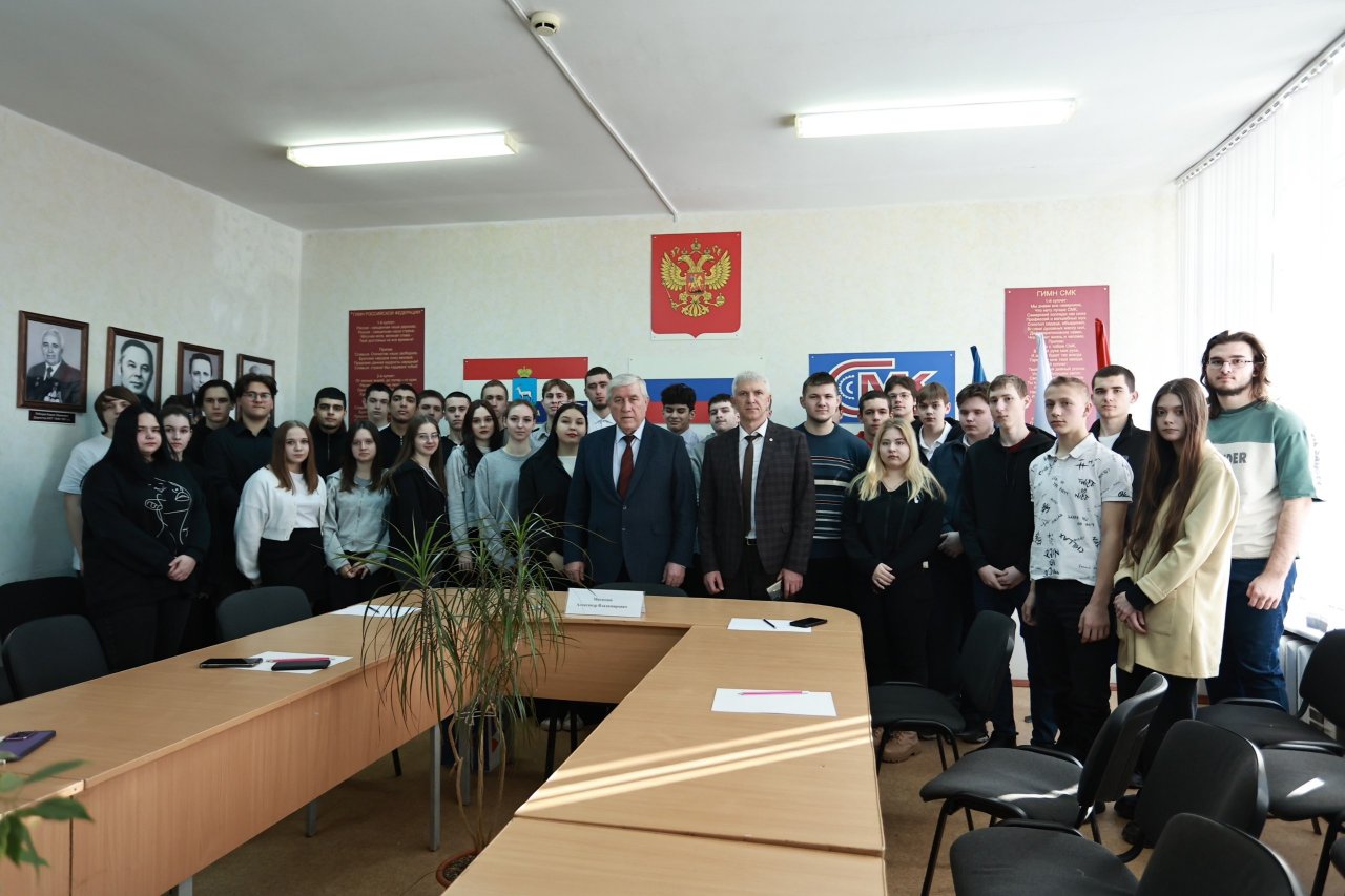 Проект по профориентации школьников и выпускников ссузов «Урок карьеры» запустил самарский Кадровый центр
