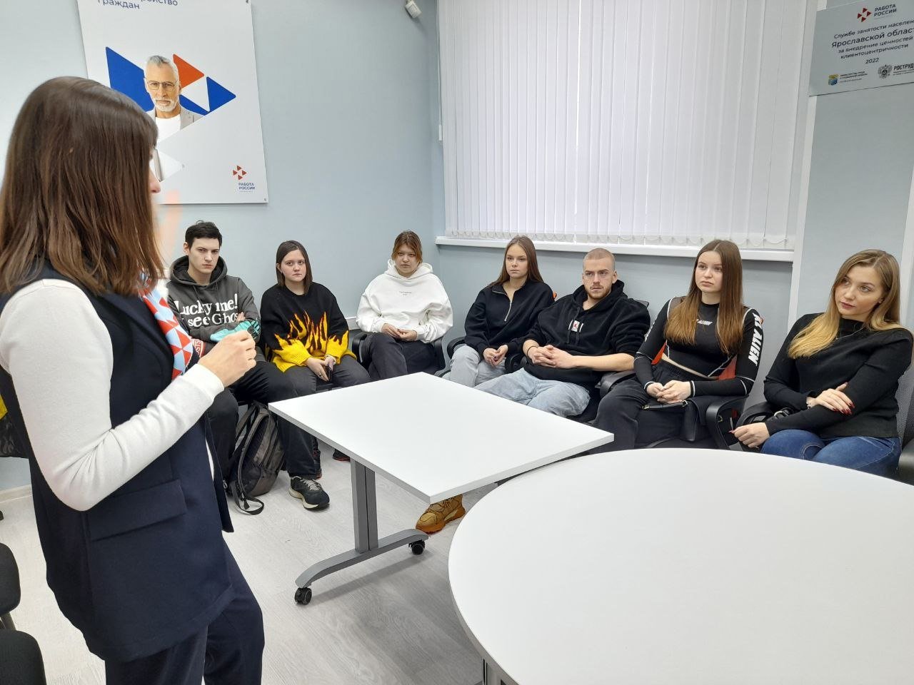 Образовательным учреждениям Ярославской области требуется  около 400 преподавателей