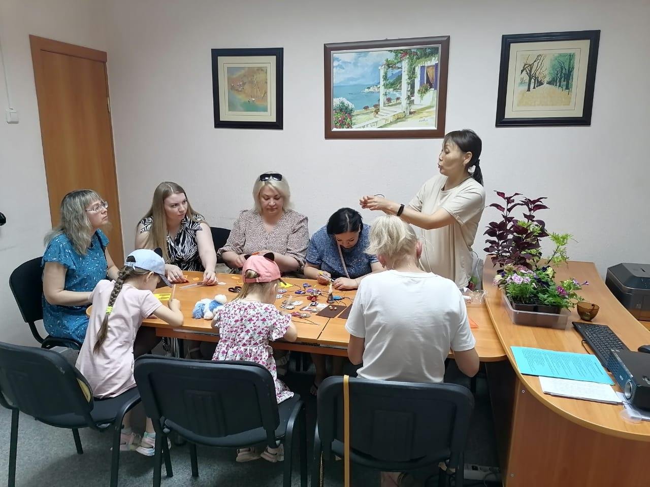 Почти 200 заседаний женского клуба «Вдохновение» провёл в этом году  Амурский ЦЗН