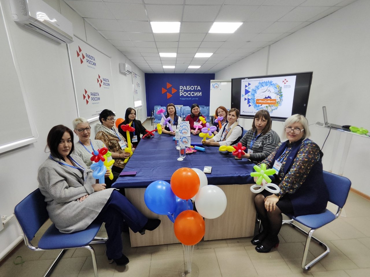 При кадровом центре в Александровске-Сахалинском открылся женский клуб «ЖенСовет»