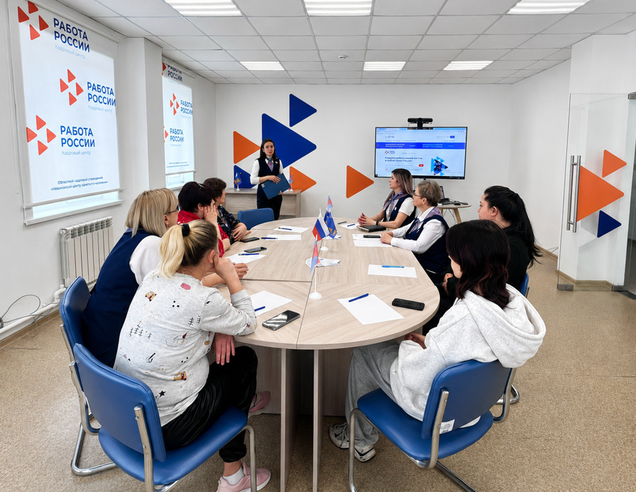 Каждая четвертая участница женских клубов при Кадровом центре Сахалинской области нашла работу