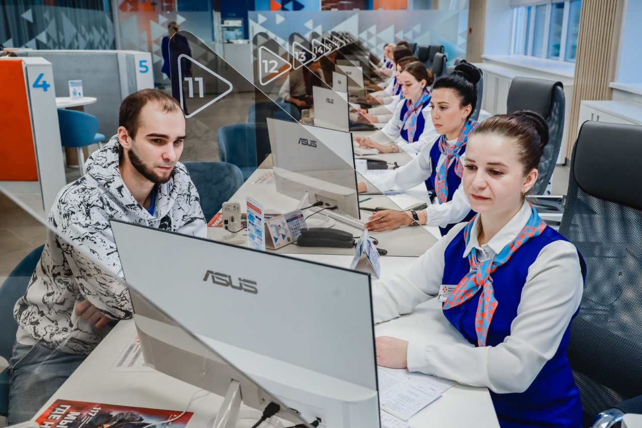 16 центров занятости  в Липецкой области работают под брендом «Работа России»